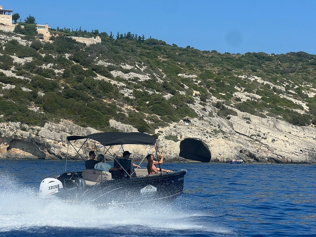 Sunbum Boat Rentals-Agios Nikolaos必去景点