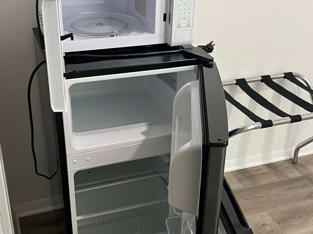 Rodeway Inn At Somers Cove Marina主图