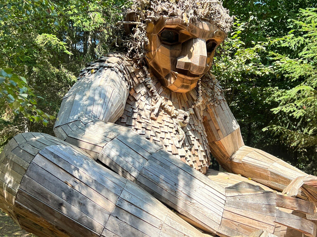 Pia The Peacekeeper-班布里奇岛必去景点