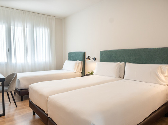 特雷斯托雷斯阿迪拉姆酒店主图