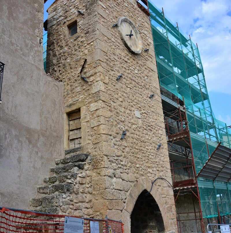 Porta San Martino-Castelvecchio Calvisio必去景点