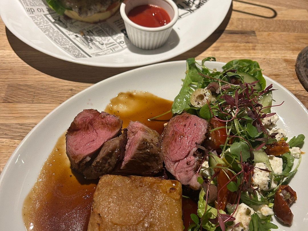 The White Lion Inn主图