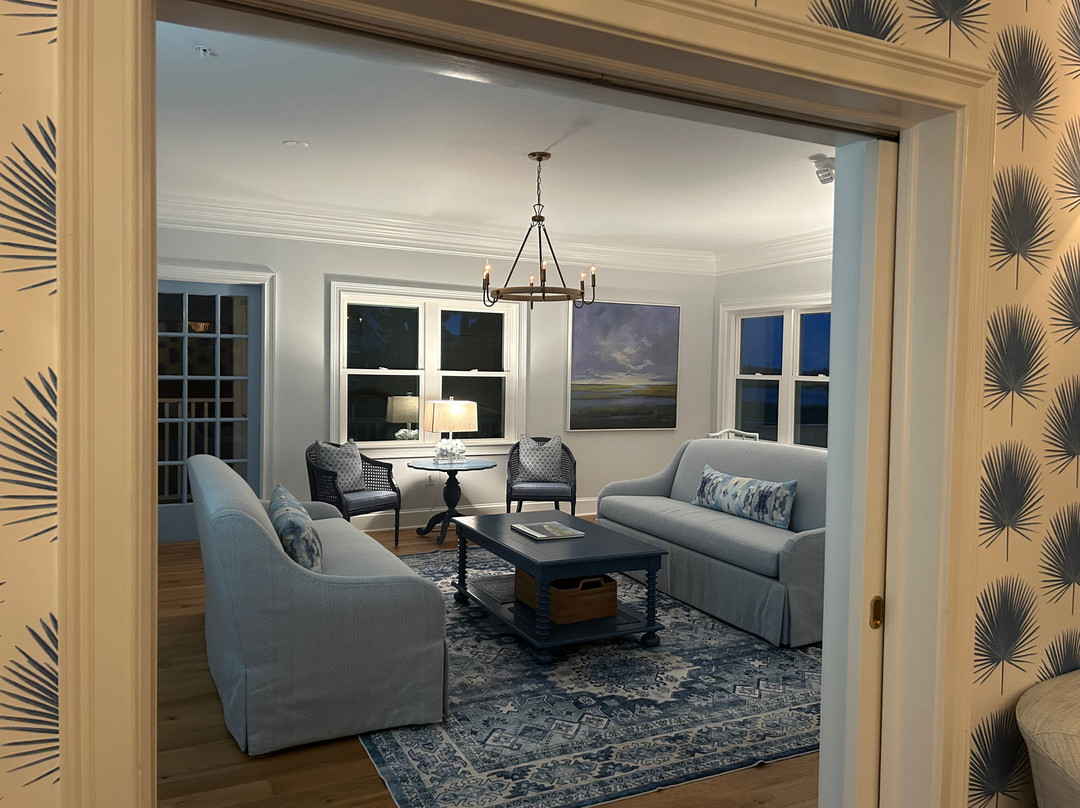 Marsh Harbour Inn主图