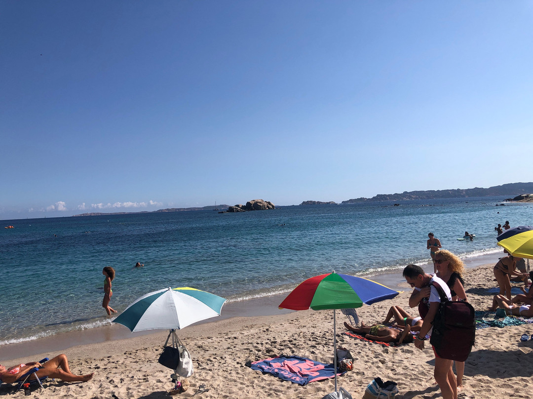 Spiaggia La Licciola-圣特雷莎加卢拉必去景点