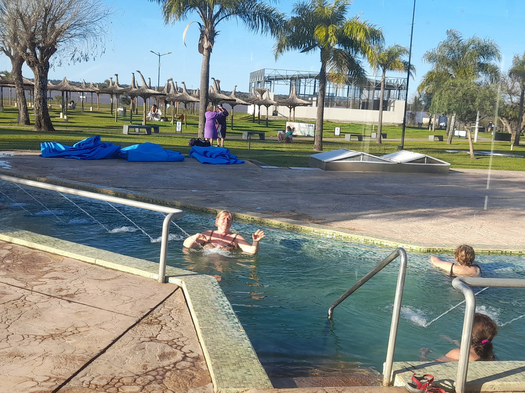 Termas Colón-Colon必去景点