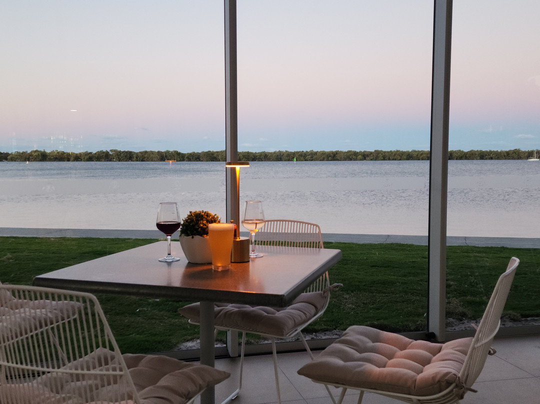 Hollywell Bar and Bistro-绍斯波特必去景点