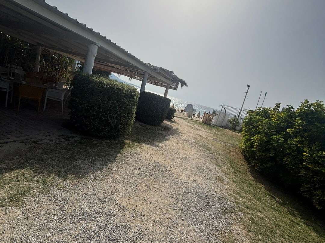 Lido La Bianca Spiaggia-Marina必去景点
