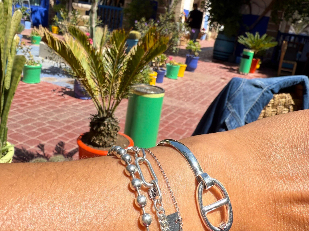 Centre De La Bijouterie Artisanale Maalem Ali 1908-索维拉必去景点