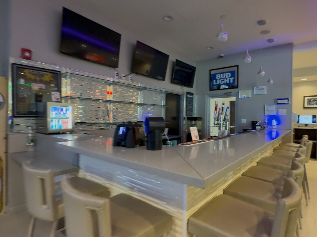 La Quinta Inn & Suites by Wyndham McAllen Convention Center主图