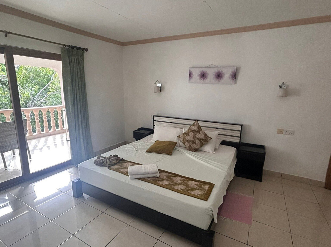 Forest Lodge Guest House主图