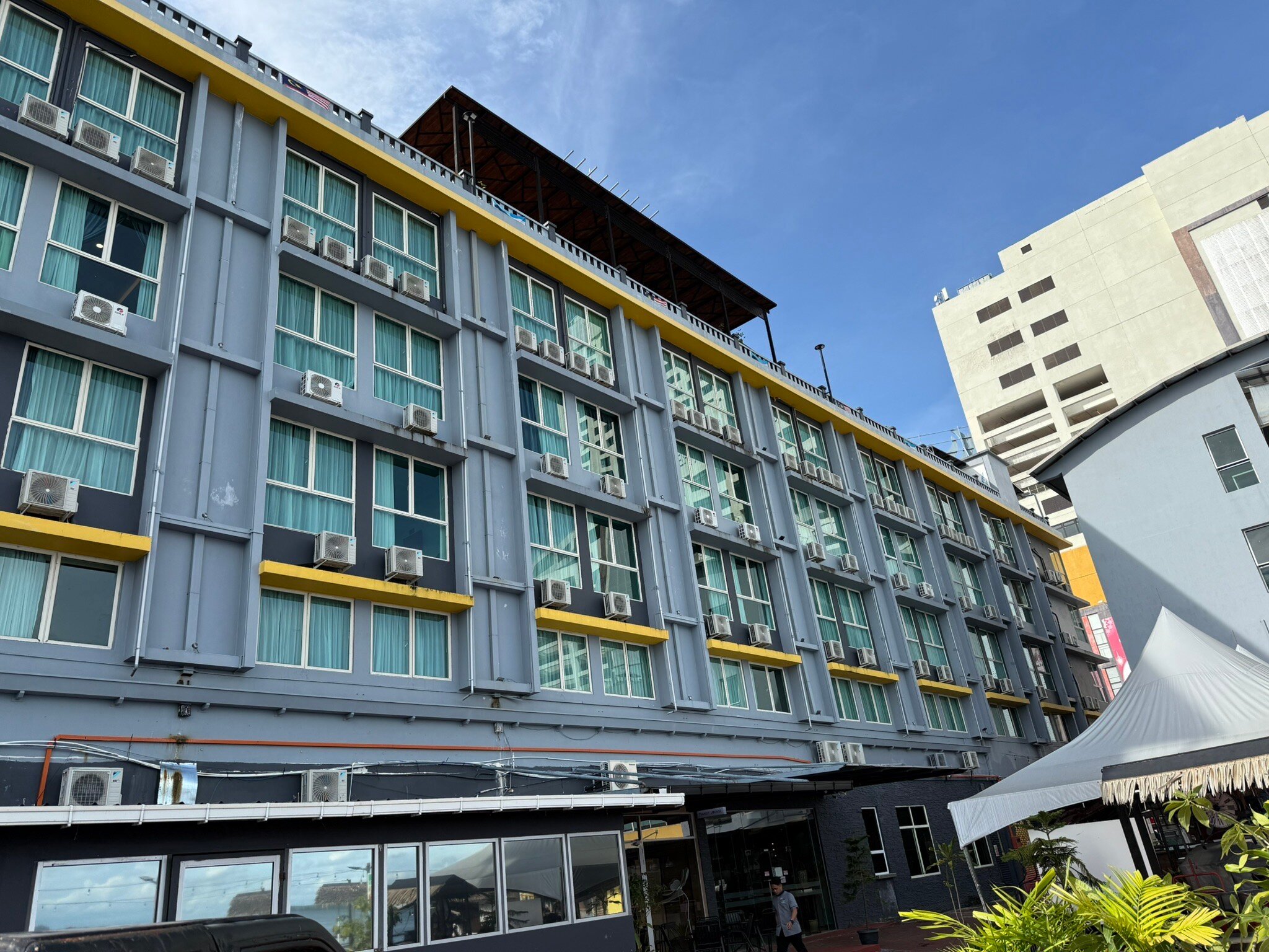 海滨山打根瑞士酒店-官方