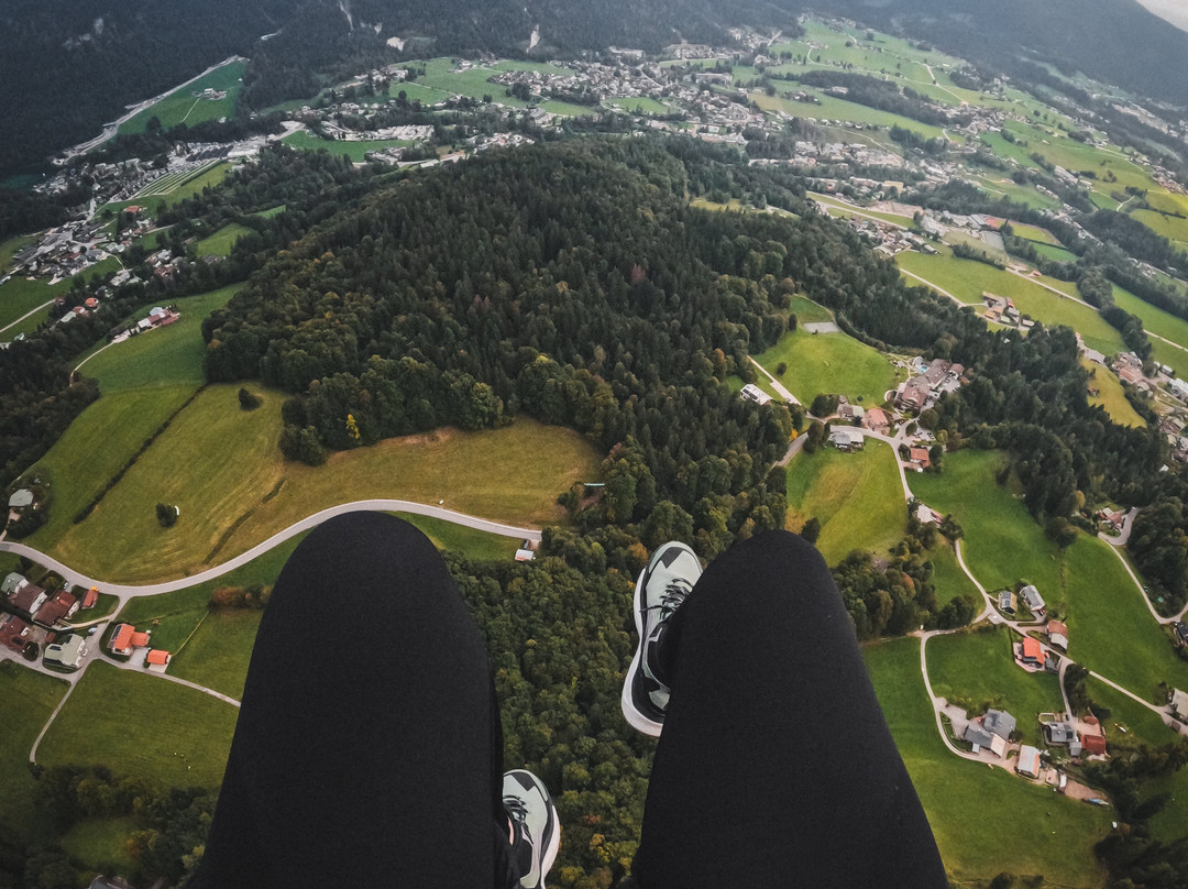 FlyTandem Paragliding-舍瑙阿姆克尼格塞必去景点