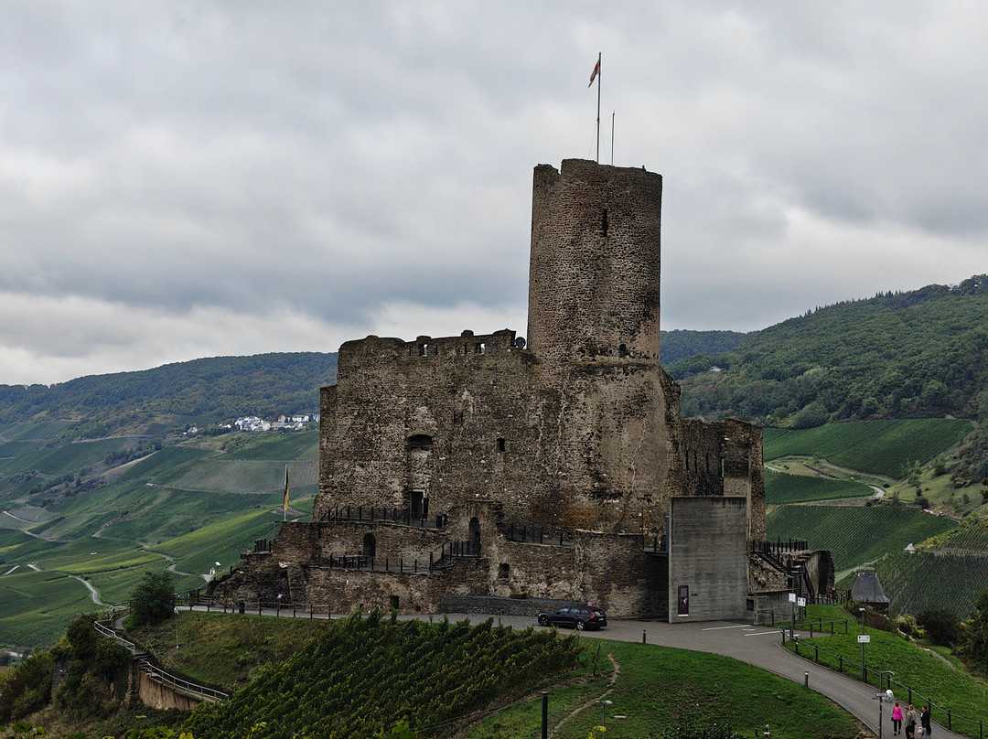 Burgruine-Landshut-贝恩卡斯特尔－屈斯必去景点
