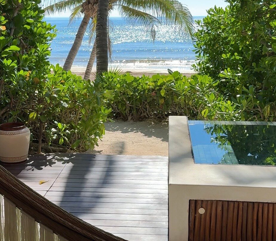 图卢姆海滩度假村主图