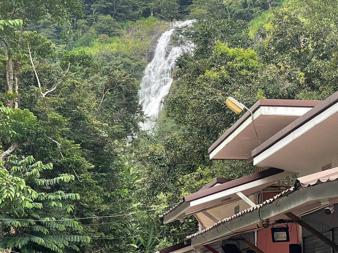 Namtok Sarika waterfall-坤西育必去景点