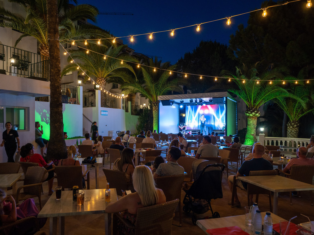 假日中心公寓式酒店主图