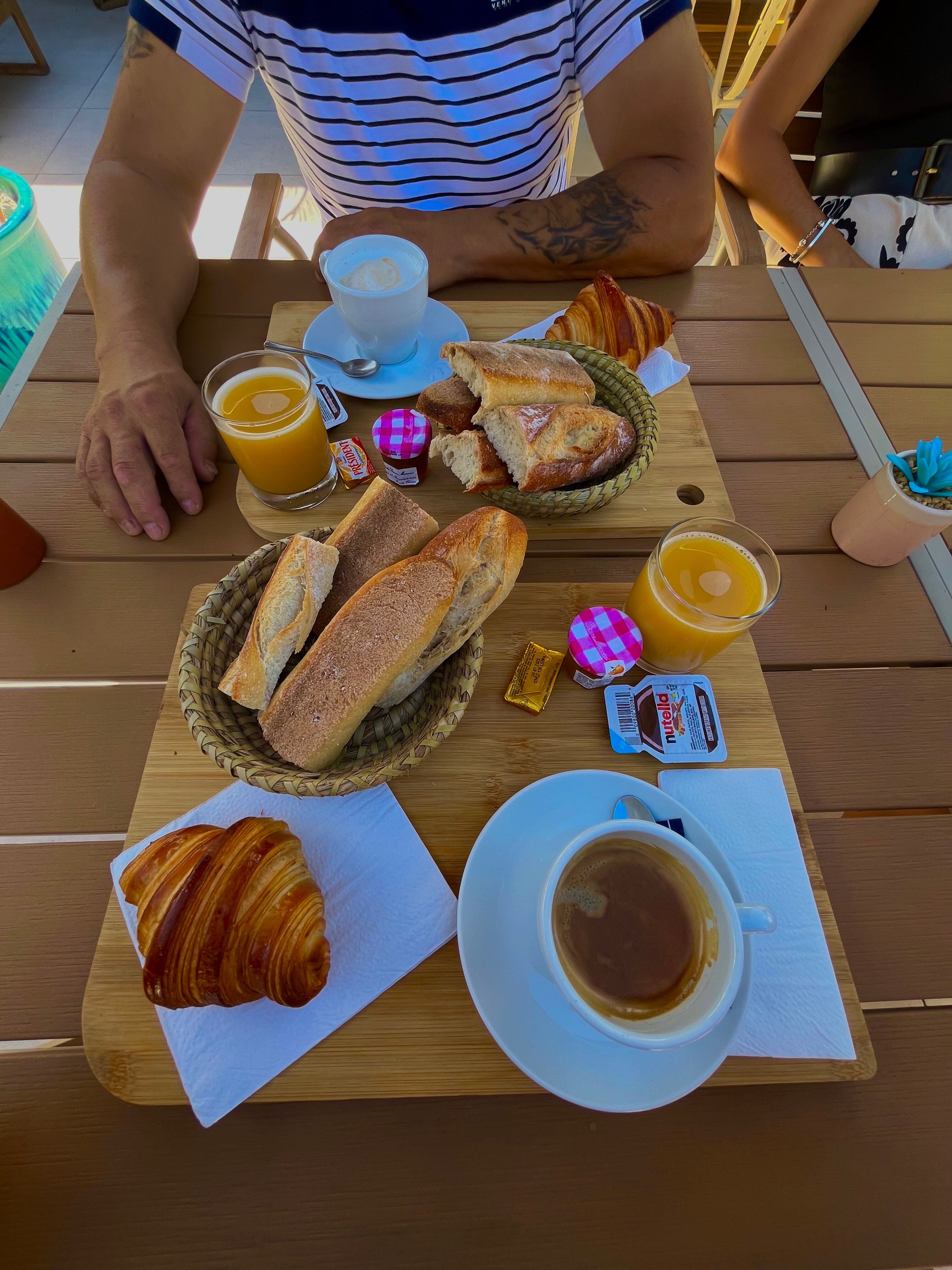 橡胶树酒店-官方