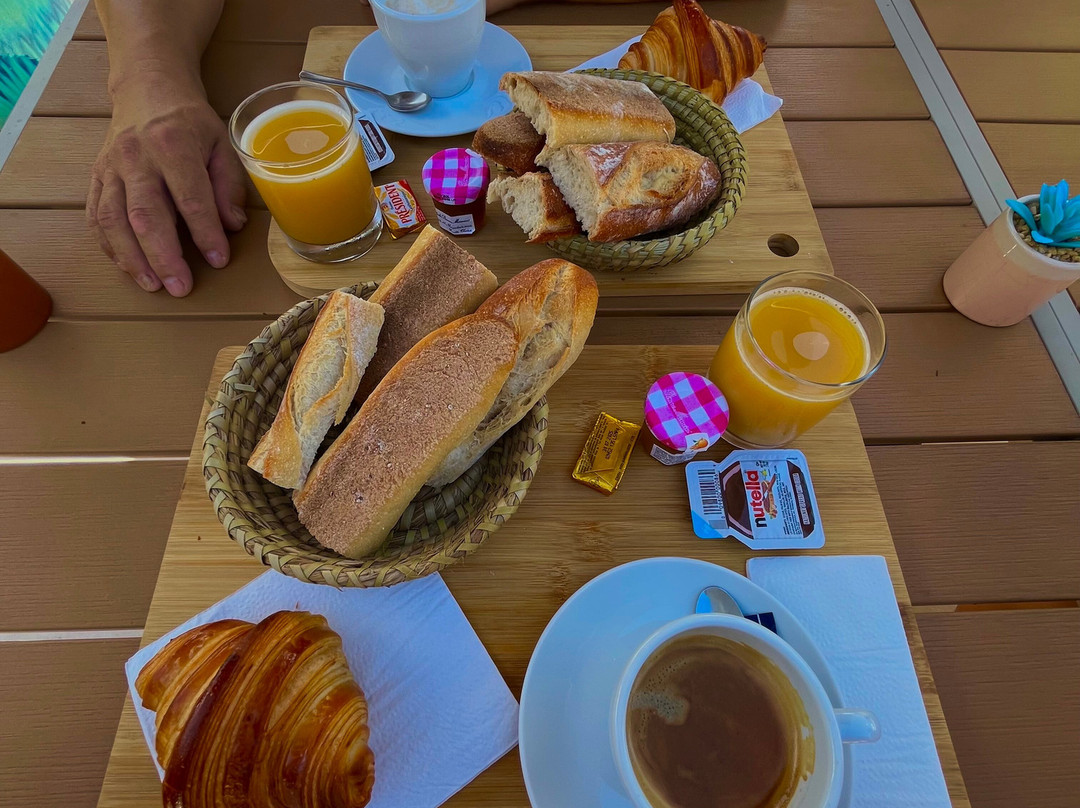 橡胶树酒店主图