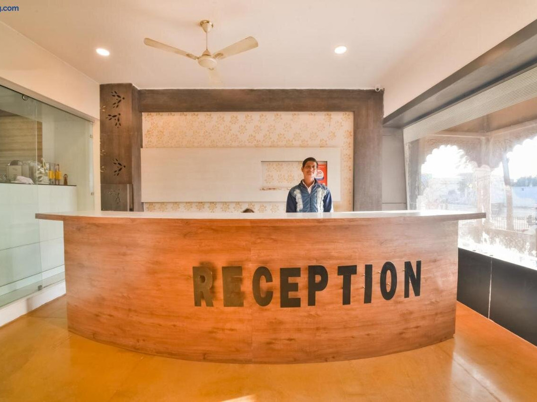 Capital O 48457 Amit Palace