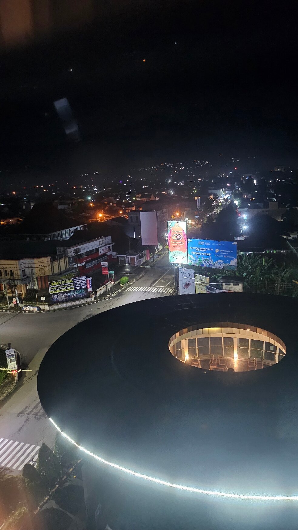 阿斯顿纳文帝国酒店-官方