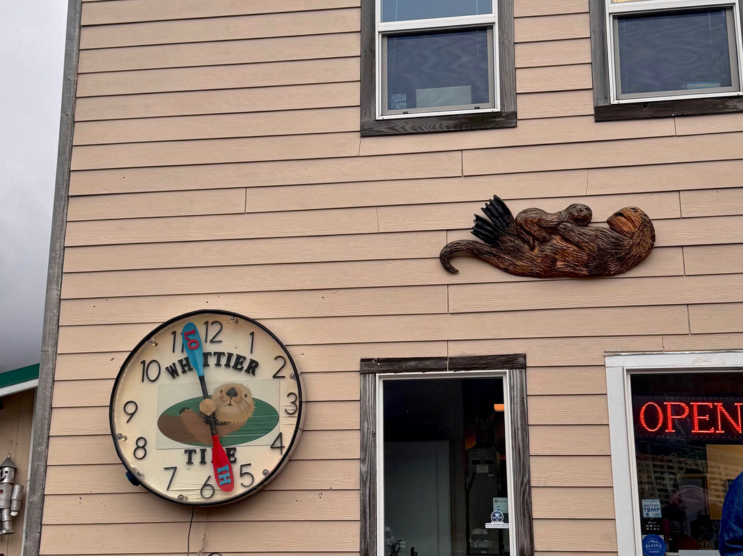 Lazy Otter Charters-惠提尔必去景点