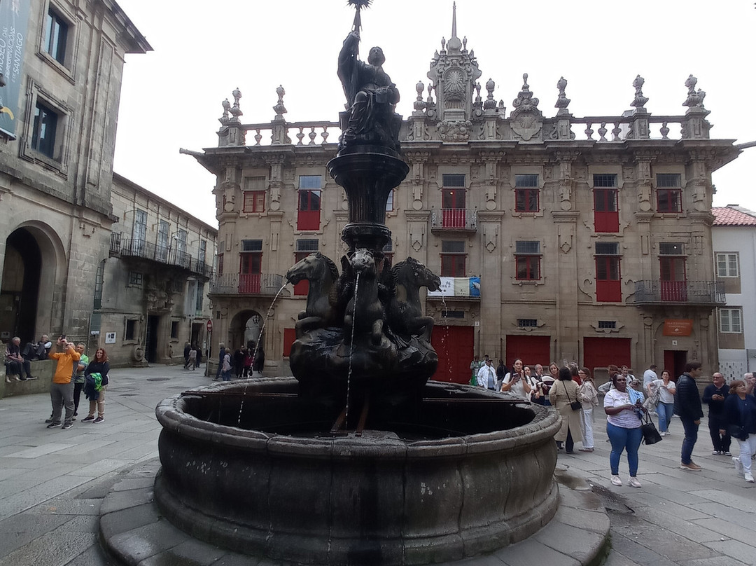 Fonte dos Cabalos-圣地亚哥德孔波斯特拉必去景点