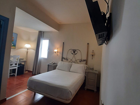 阿尔博兰奇克拉纳酒店主图