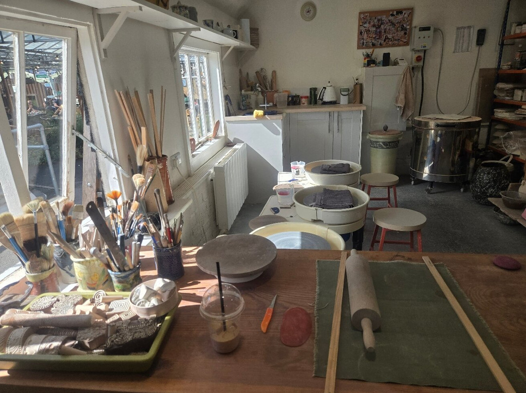 The Walled Garden Pottery-West Wycombe必去景点