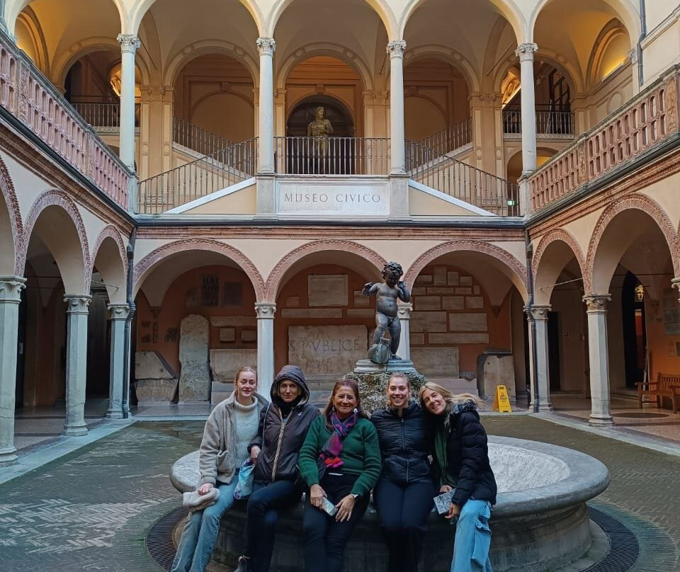 Academya Lingue-博洛尼亚必去景点