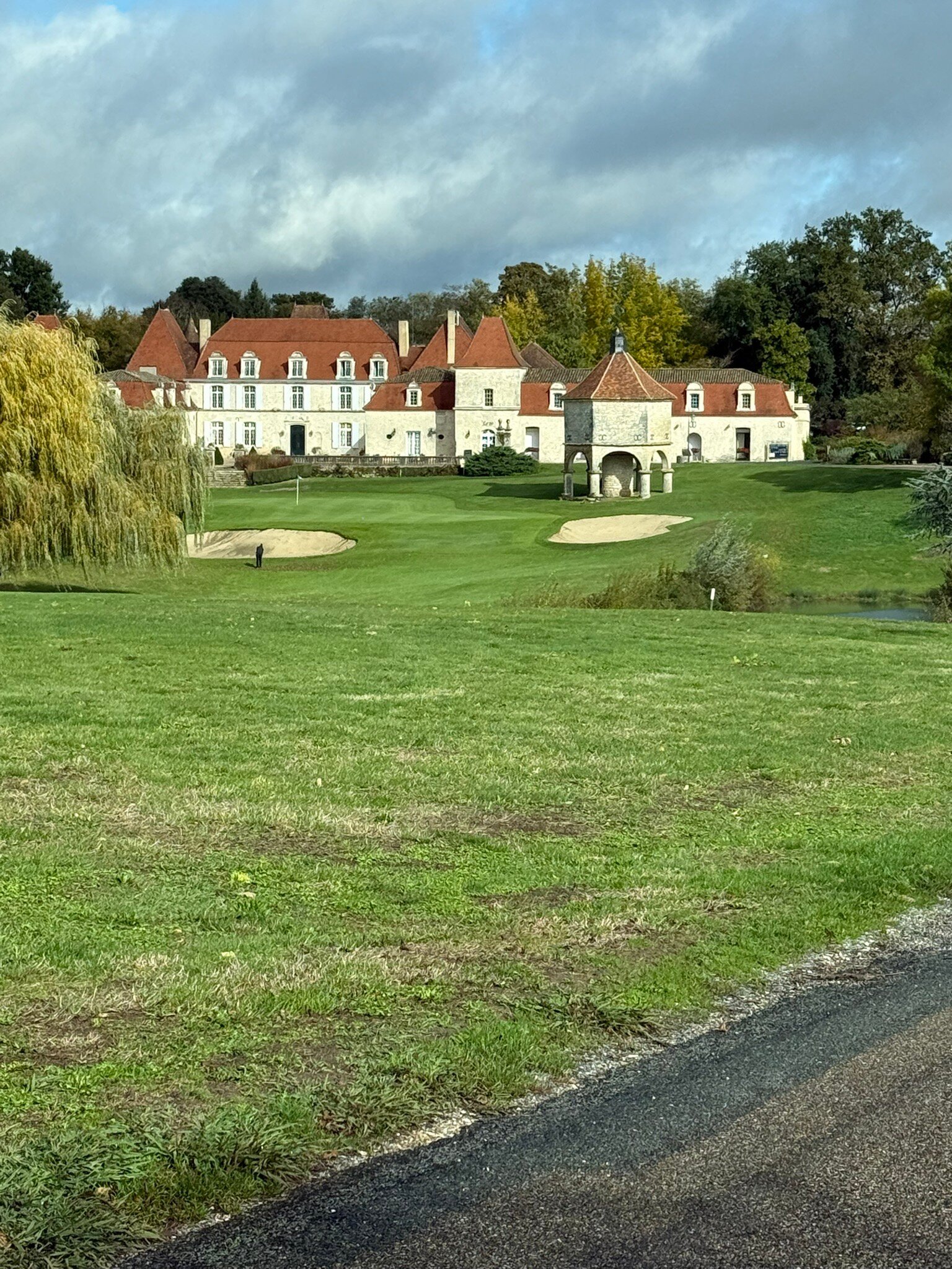 维基埃城堡酒店-官方