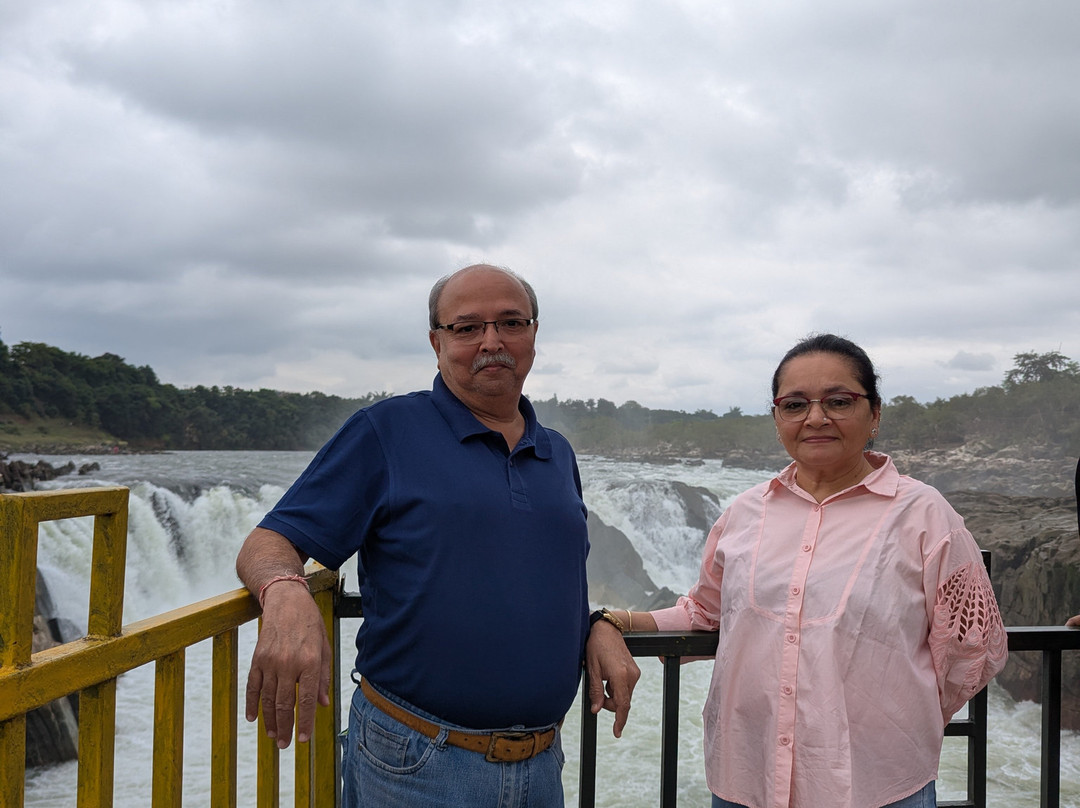 Dhuandhar Falls-贾巴尔普尔必去景点