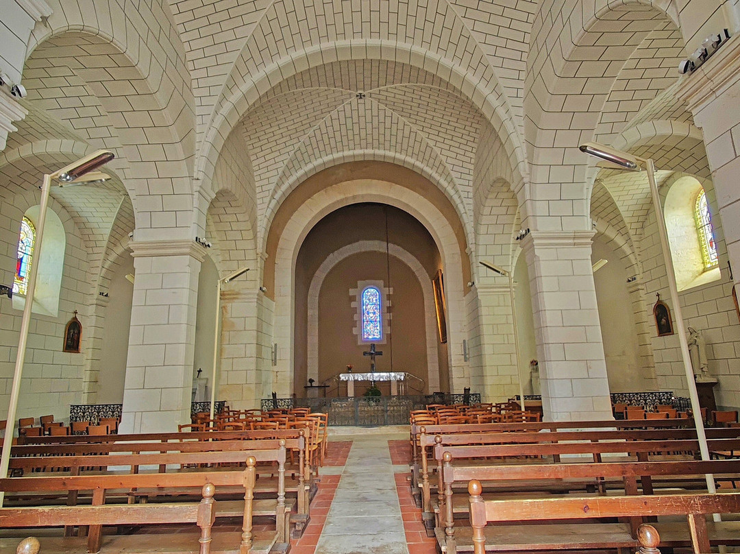 Église Saint-Saturnin-Quinsac必去景点
