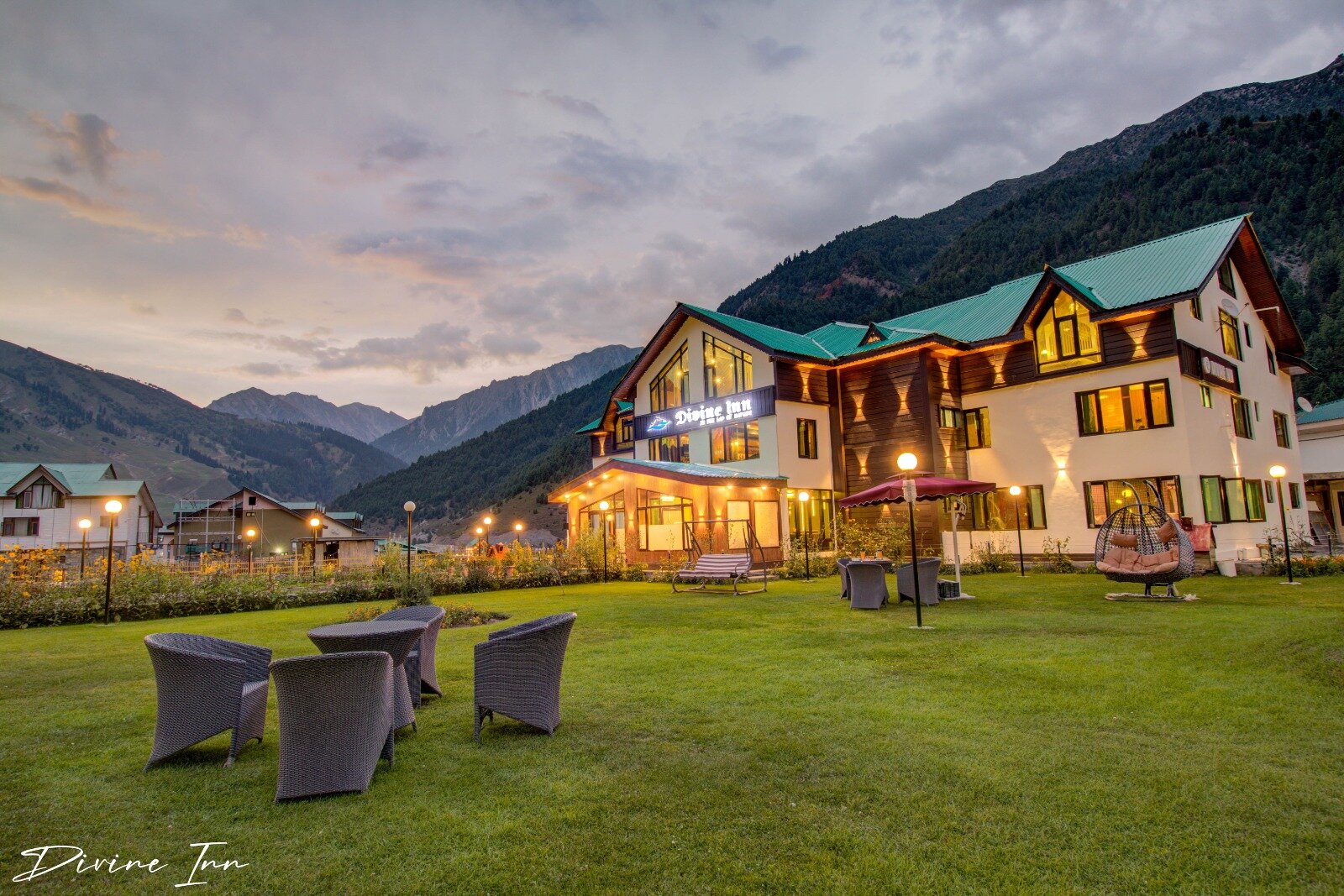 Hotel Divine Inn-浴室