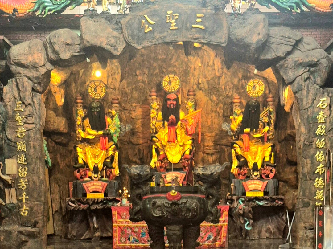 Black Dragon Cave Temple-永平必去景点
