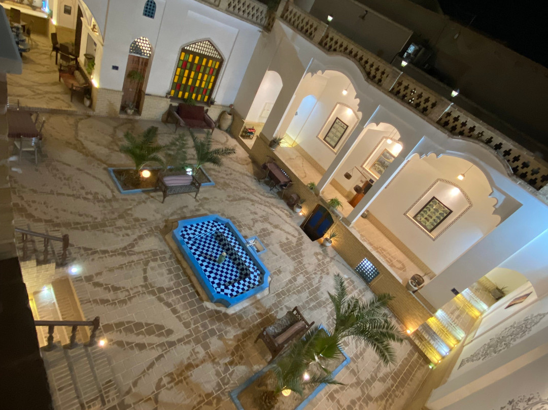 Amirza Traditional Hotel主图