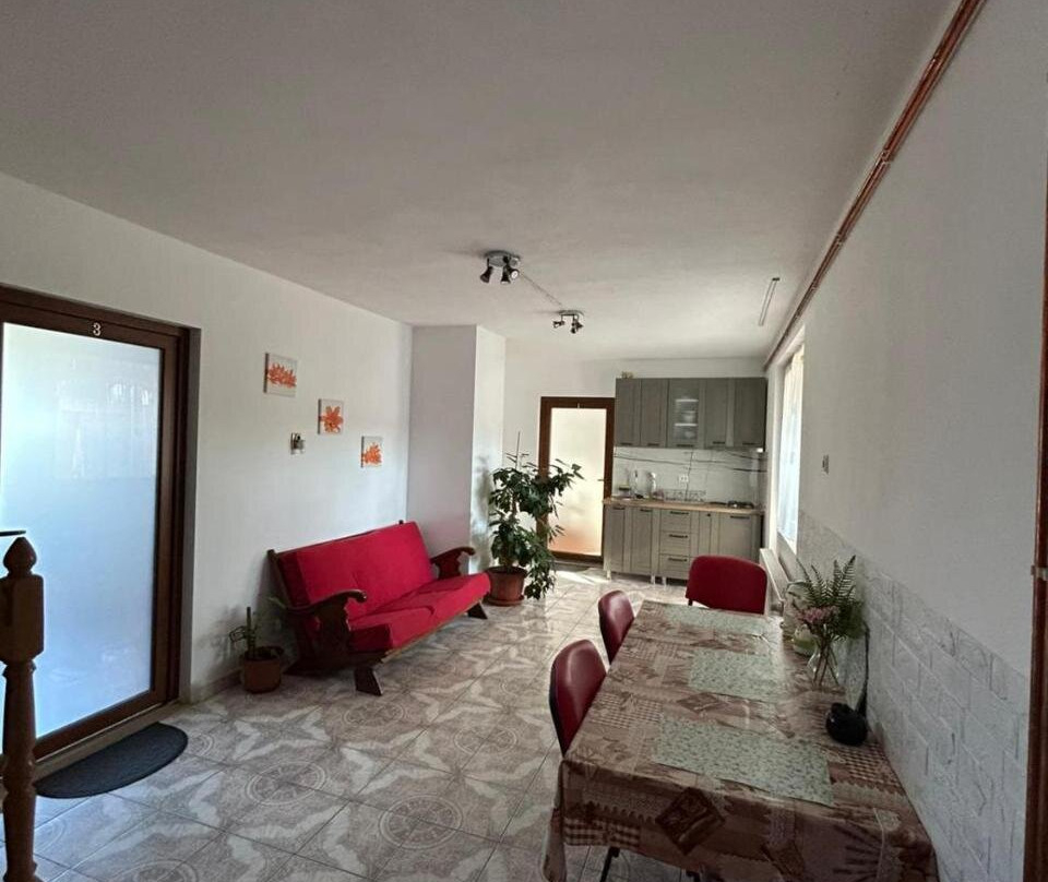 图尔达酒店住宿-Helga House