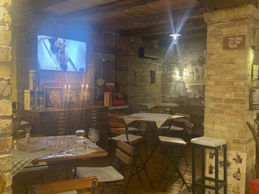 Aura Distillery-Buzet必去景点