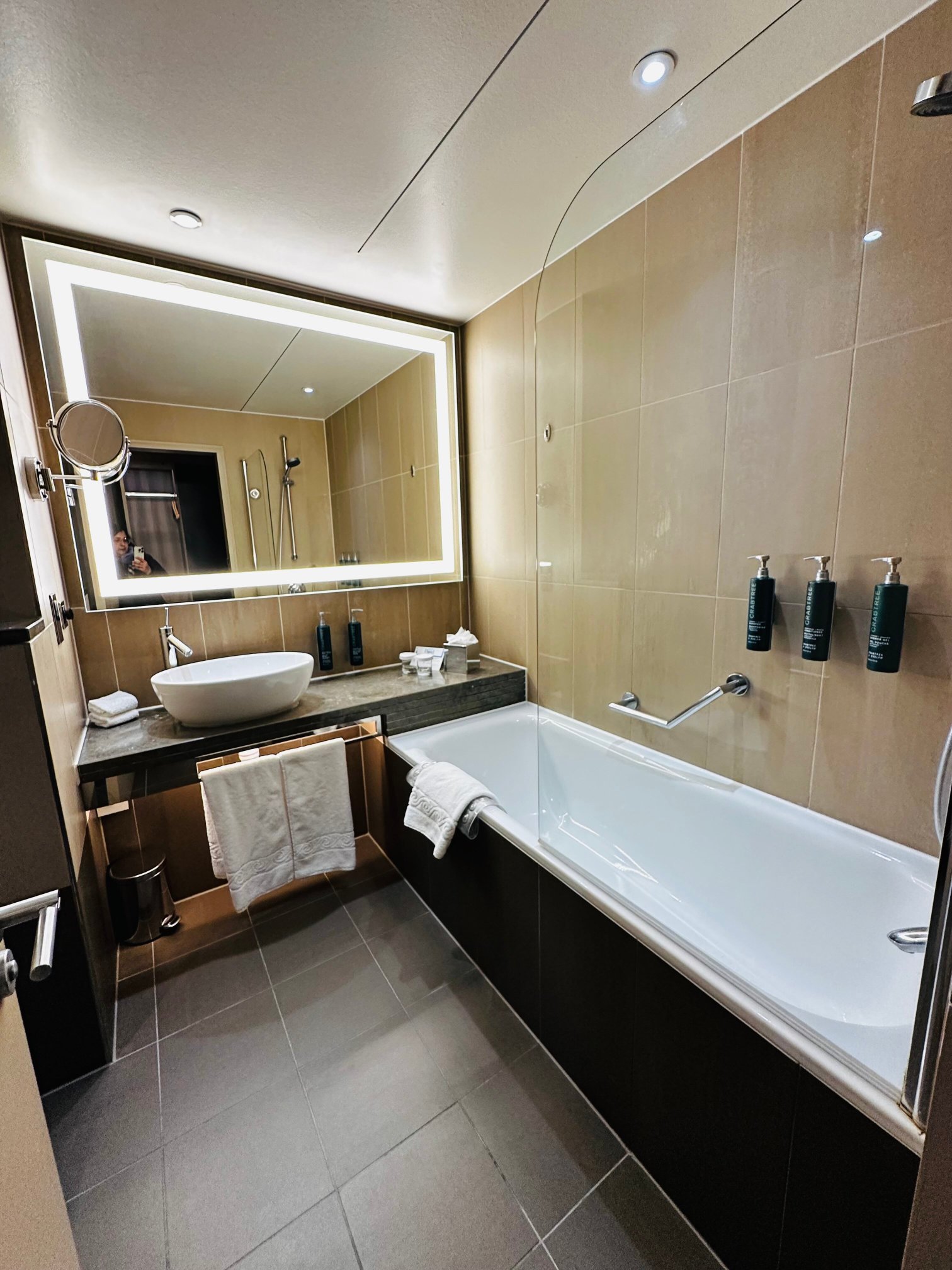 伦敦希尔顿塔桥酒店-浴室