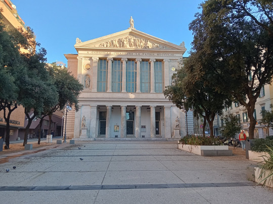 Teatro Gabriello Chiabrera-Cadibona必去景点