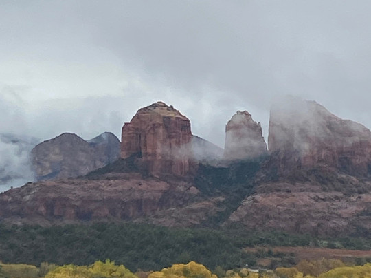Petrified Forest National Park-霍尔布鲁克必去景点
