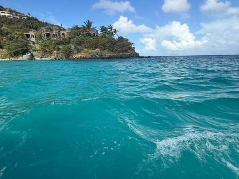 Trident Charters-圣 托马斯必去景点