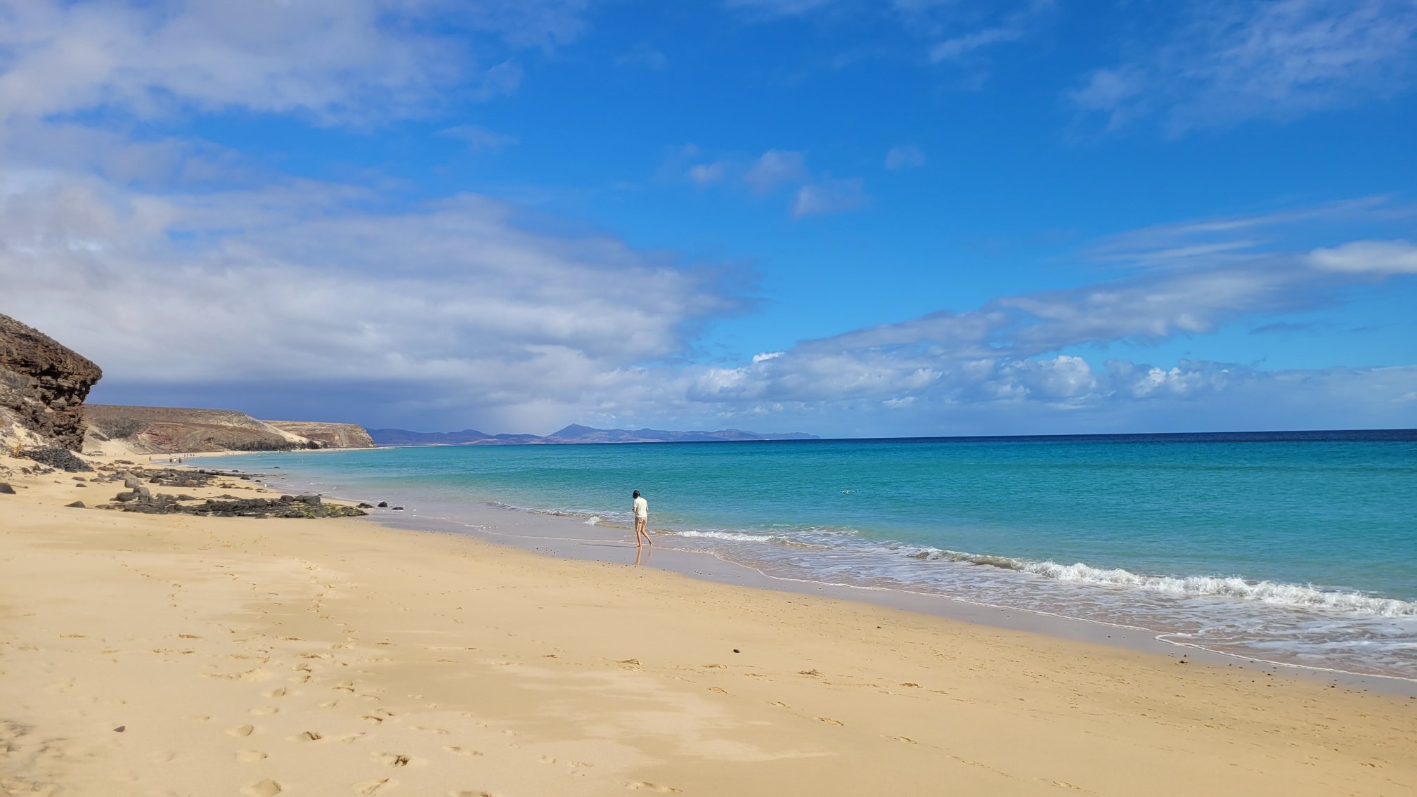 Marina Playa Suites-泳池