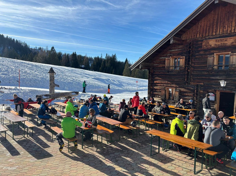 科尔斯巴美酒店主图