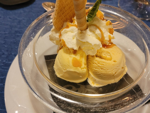 埃登勒汗酒店主图