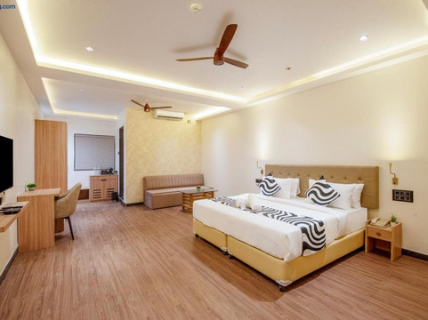 Collection O Hotel Jayratna