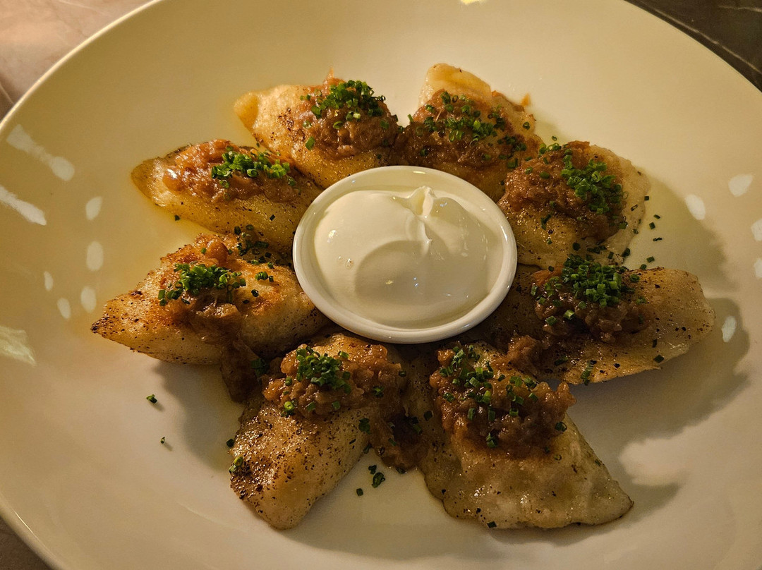Regale Bar & Restaurant