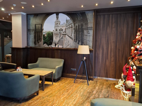 布达佩斯酒店主图