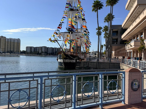 Tampa Riverwalk-坦帕必去景点
