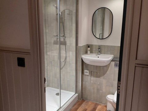 沃辛火车站酒店主图