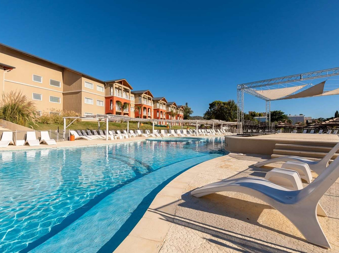 卡洛斯帕斯豪生别墅酒店